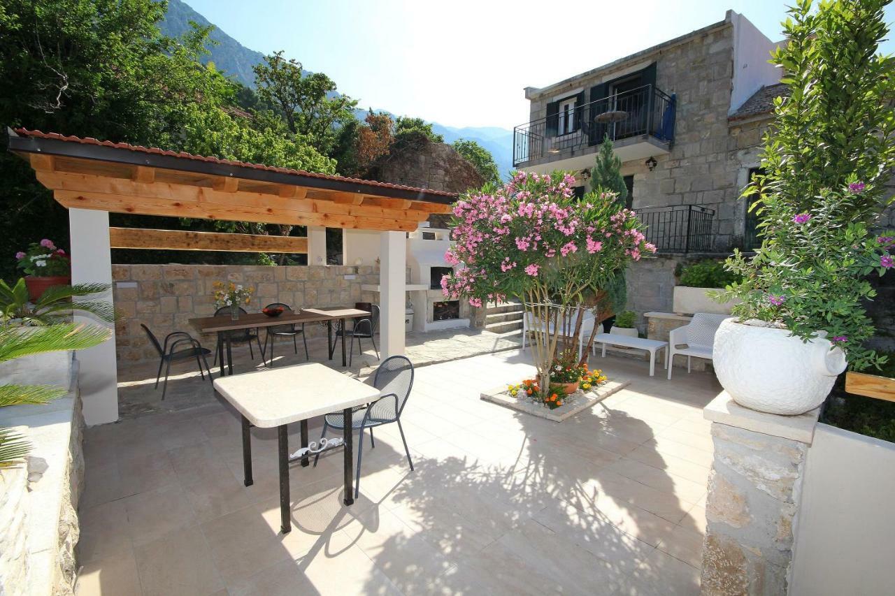 Apartmani Dalmacija Brela Extérieur photo
