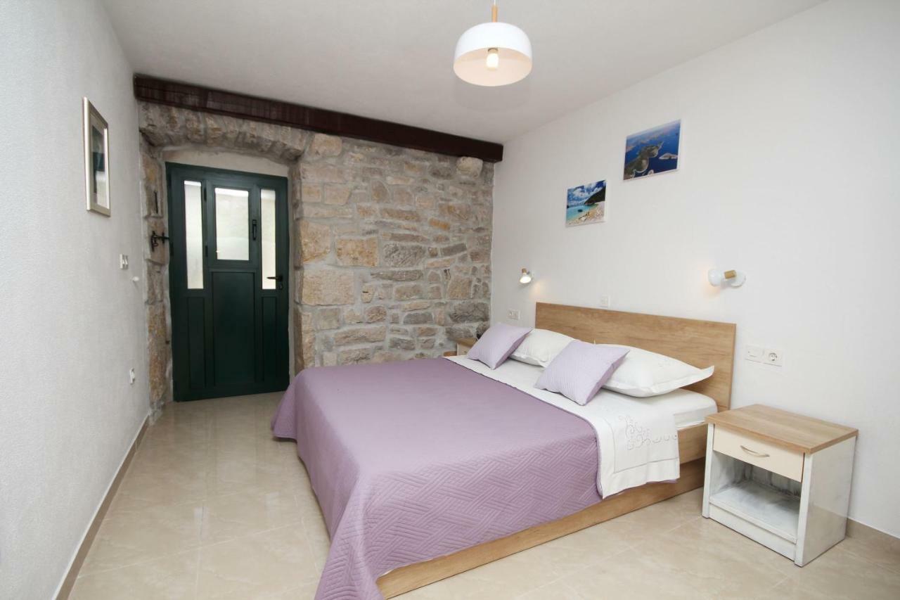 Apartmani Dalmacija Brela Extérieur photo