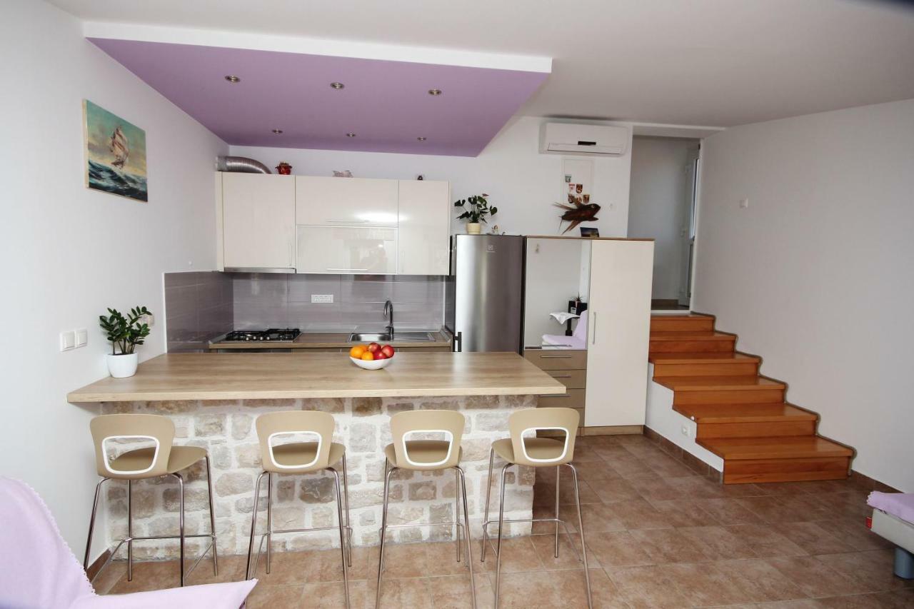 Apartmani Dalmacija Brela Extérieur photo