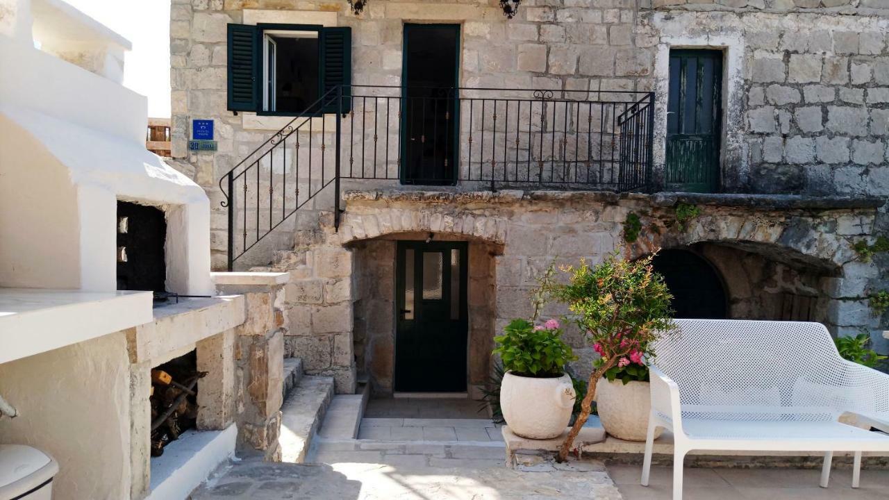 Apartmani Dalmacija Brela Extérieur photo