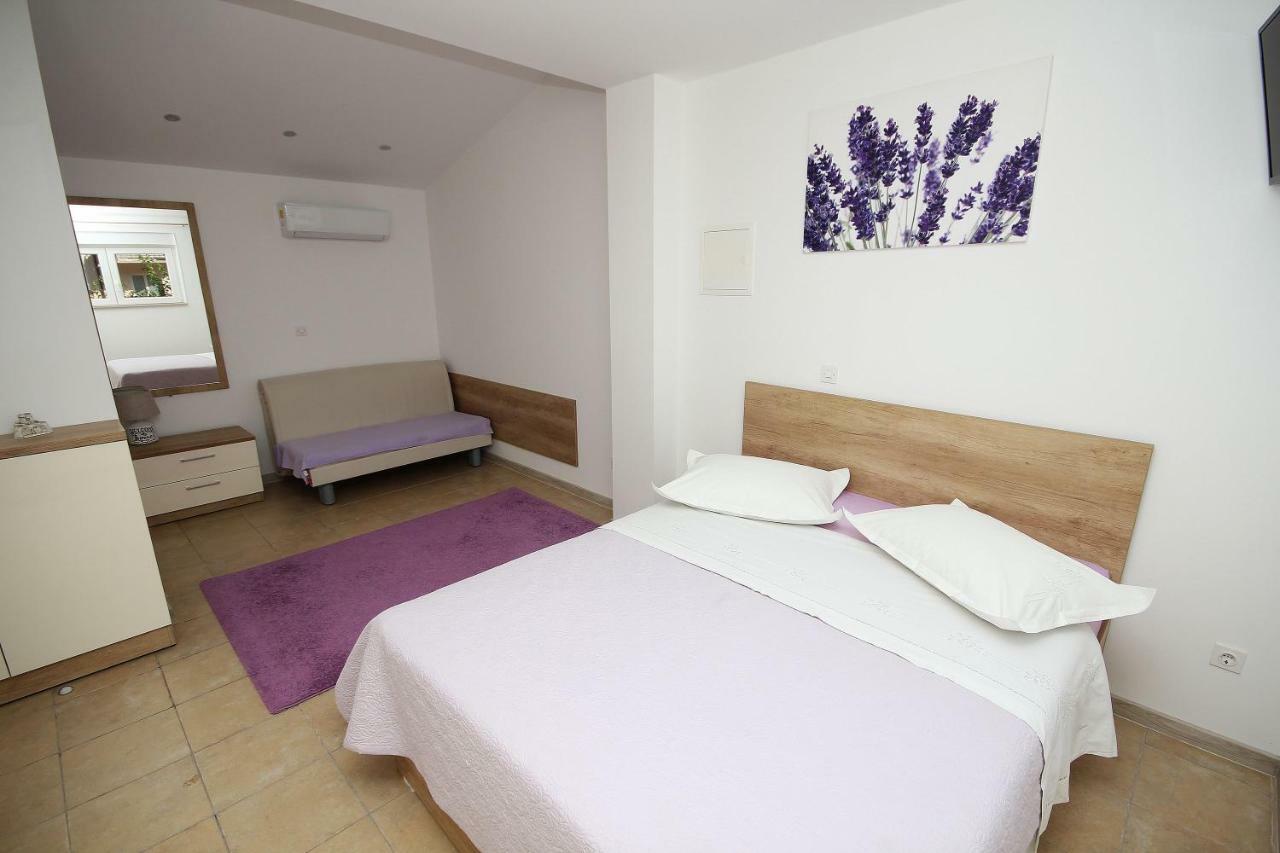 Apartmani Dalmacija Brela Extérieur photo