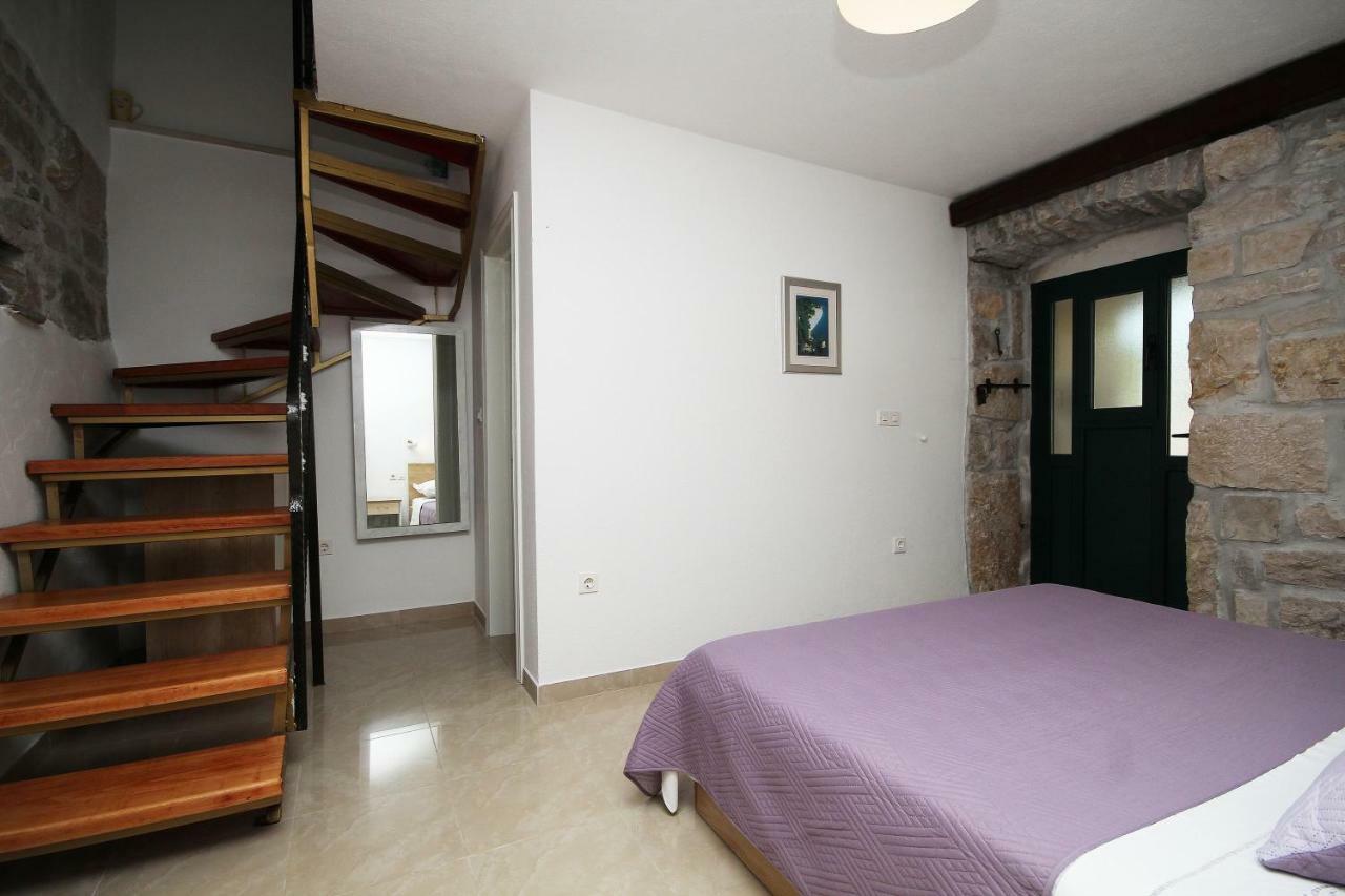 Apartmani Dalmacija Brela Extérieur photo