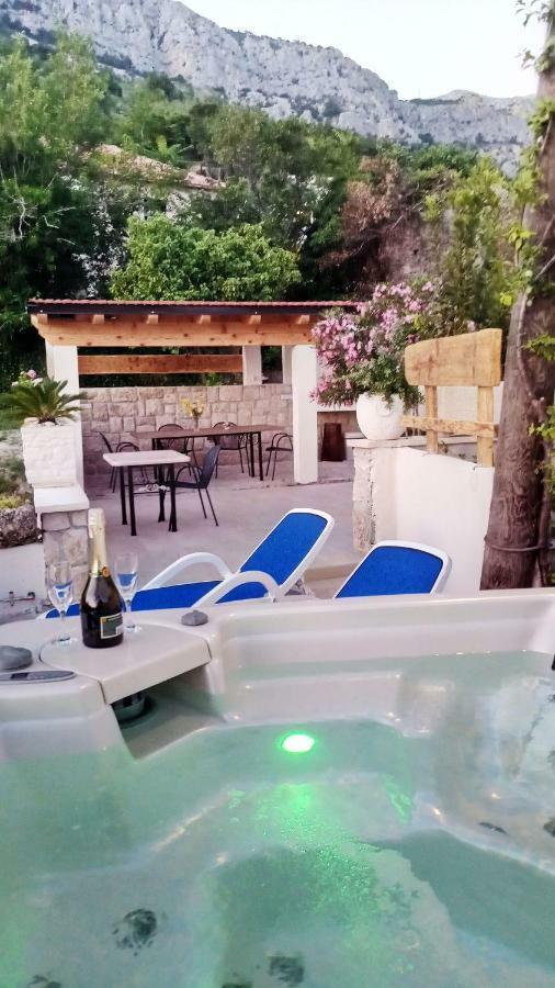 Apartmani Dalmacija Brela Extérieur photo