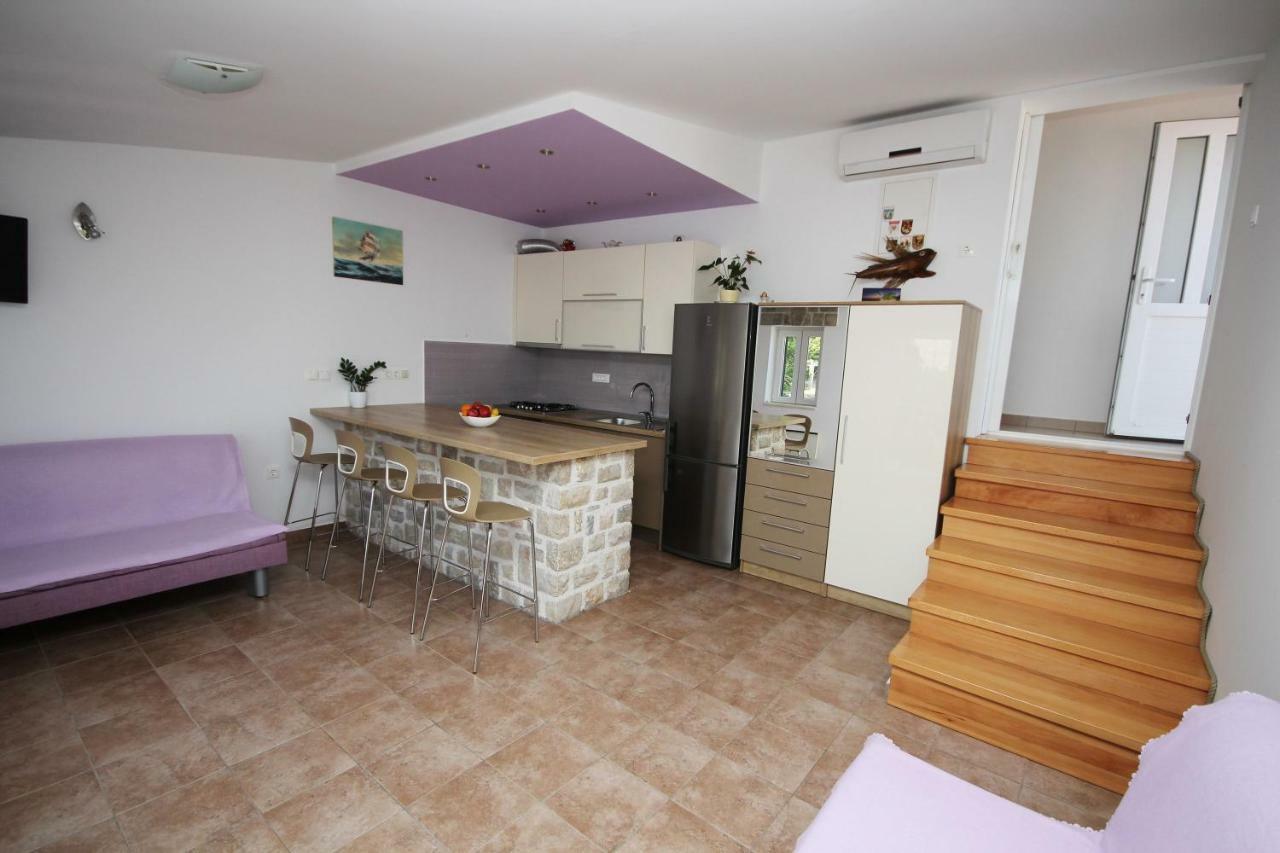 Apartmani Dalmacija Brela Extérieur photo