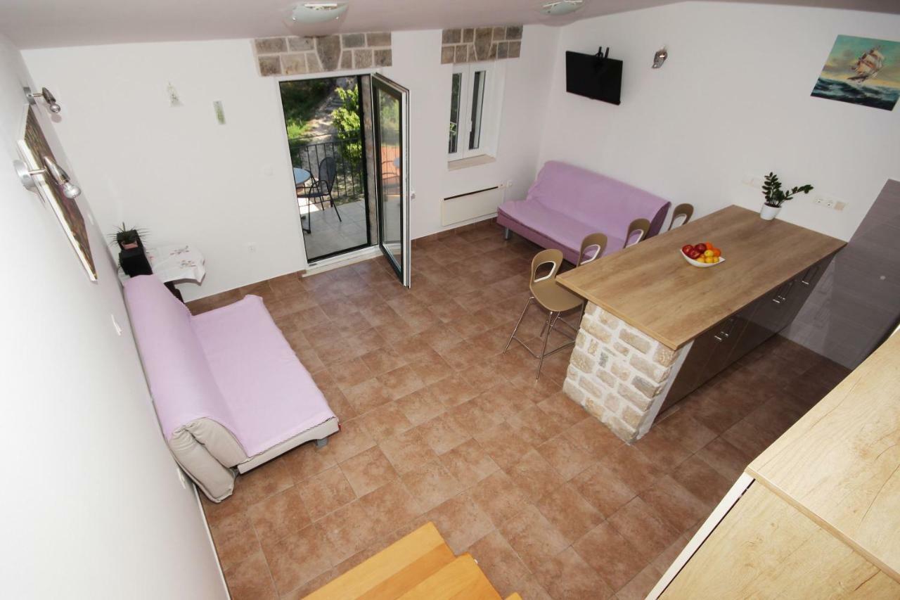 Apartmani Dalmacija Brela Extérieur photo